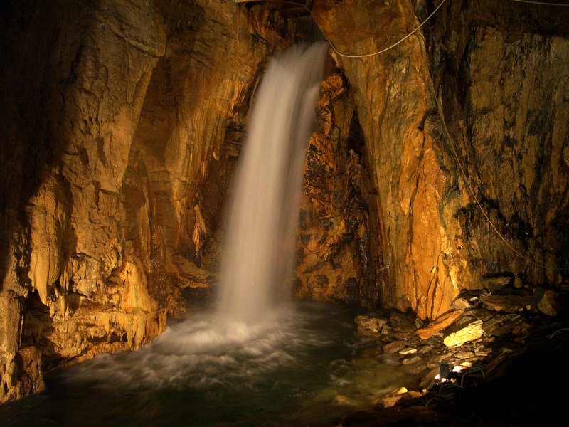 Bossea Grotten - Bossea | Secret World Trip Planner