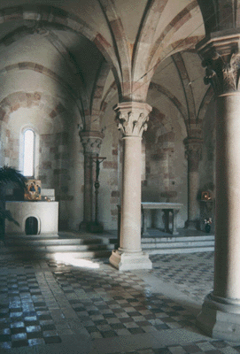 Goleto Abbey en witte esoterie - Goleto | Secret World Trip Planner