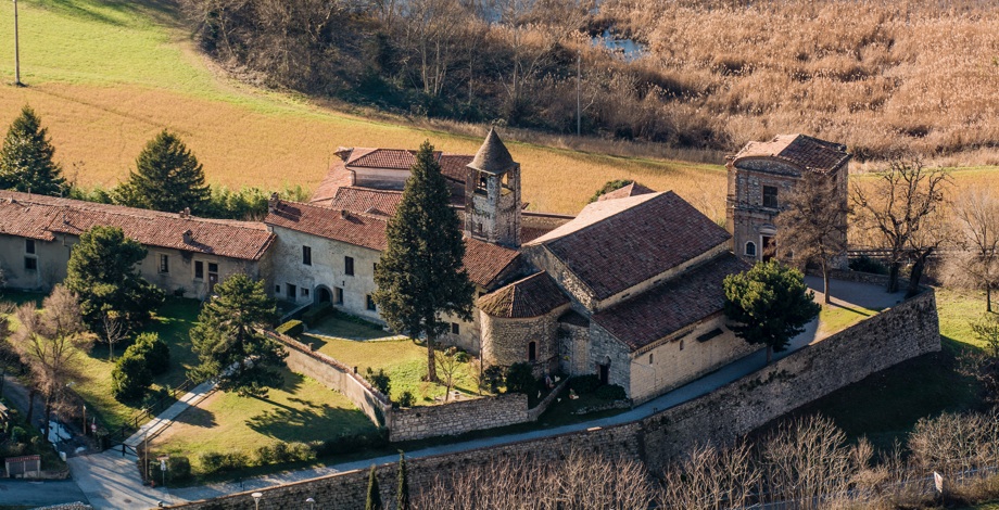 拉莫萨的圣彼得修道院 - Provaglio d'Iseo | Secret World Trip Planner