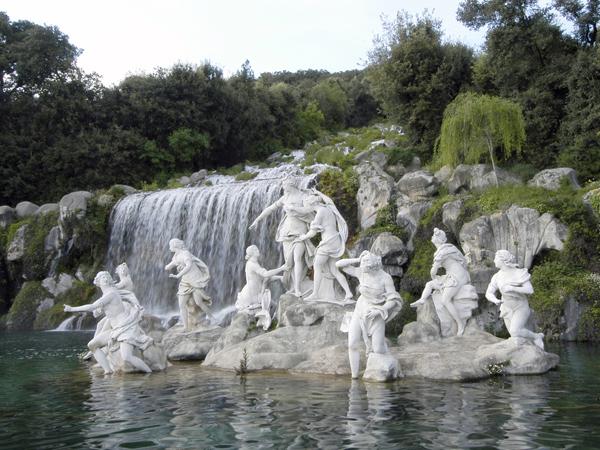 Fuente y cascada de Diana y Acteón - Caserta | Secret World Trip Planner