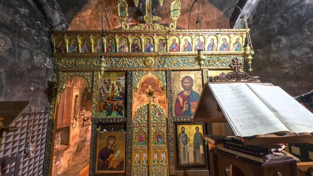 Klasztor Holy Kipinas - North Tzoumerka 440 01 | Secret World Trip Planner