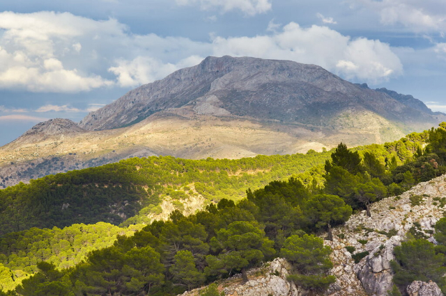El Peñón景区 - Monterusciello | Secret World Trip Planner