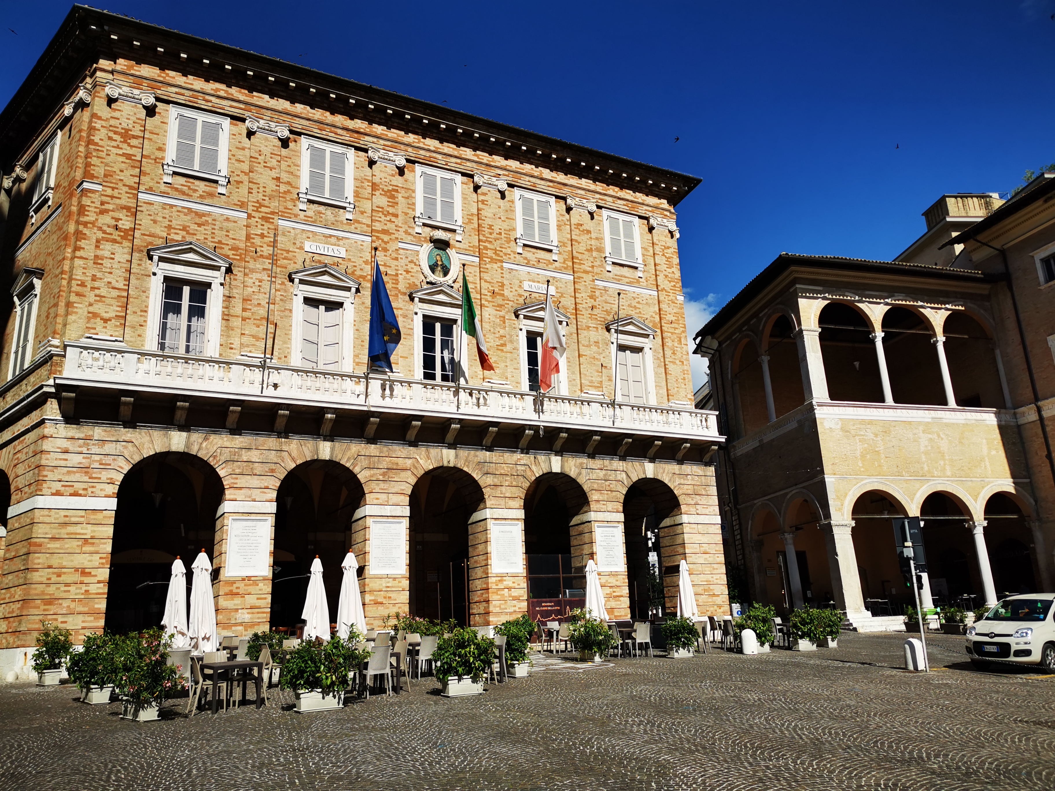 Marken und Ernährung | Fava 'ngreccia - Macerata | Secret World Trip Planner