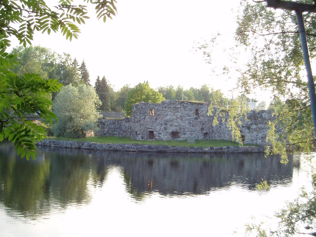 Финляндия: Замок Каяани - Kajaani | Secret World Trip Planner