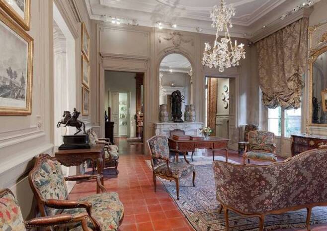 Louis Vouland Museum - Avignon | Secret World Trip Planner