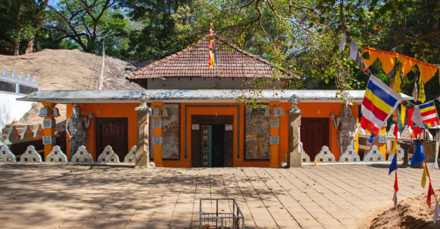 Dowa Rotstempel - Badulla | Secret World Trip Planner