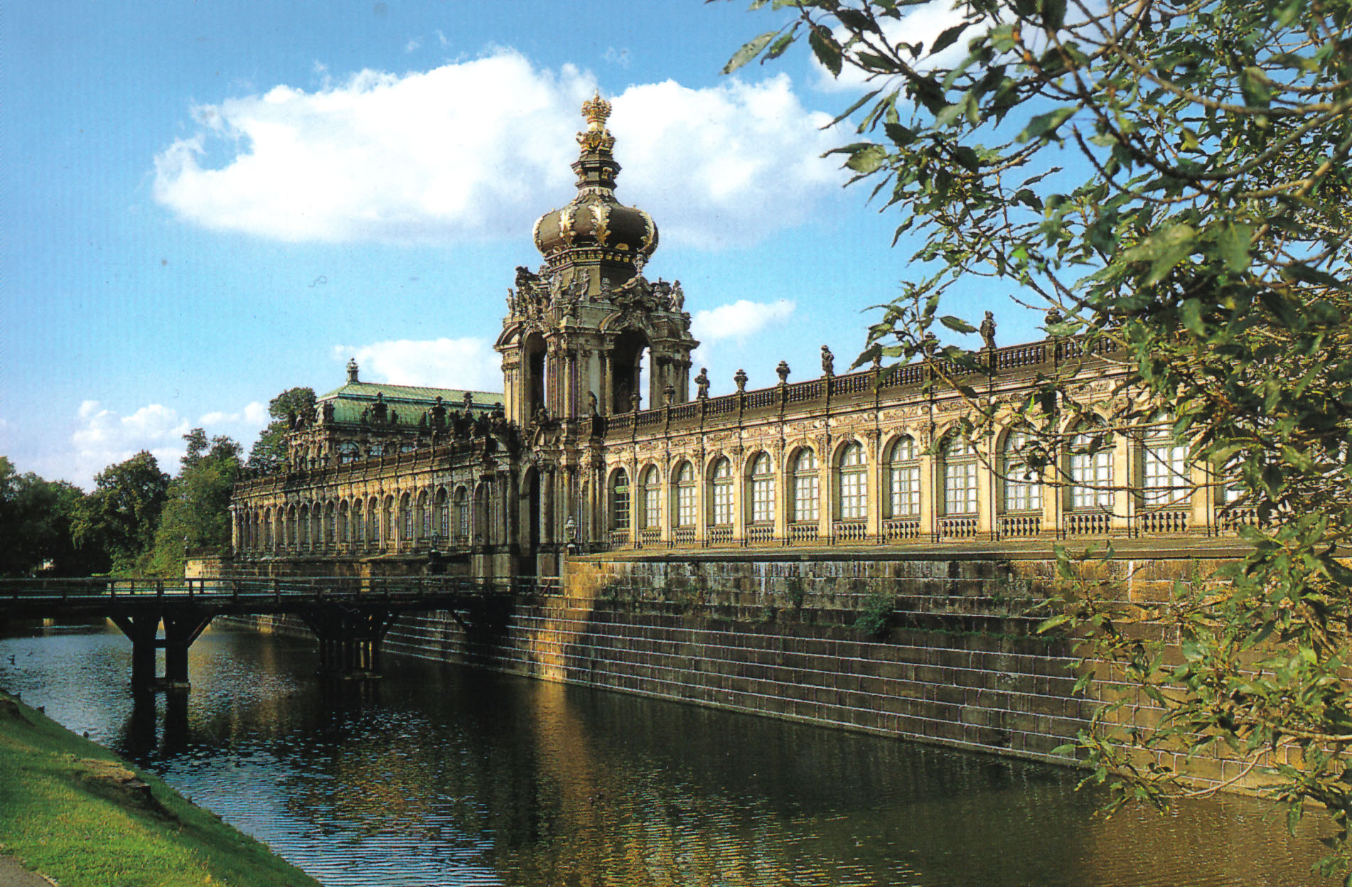 Zwinger-Paleis - Dresden | Secret World Trip Planner
