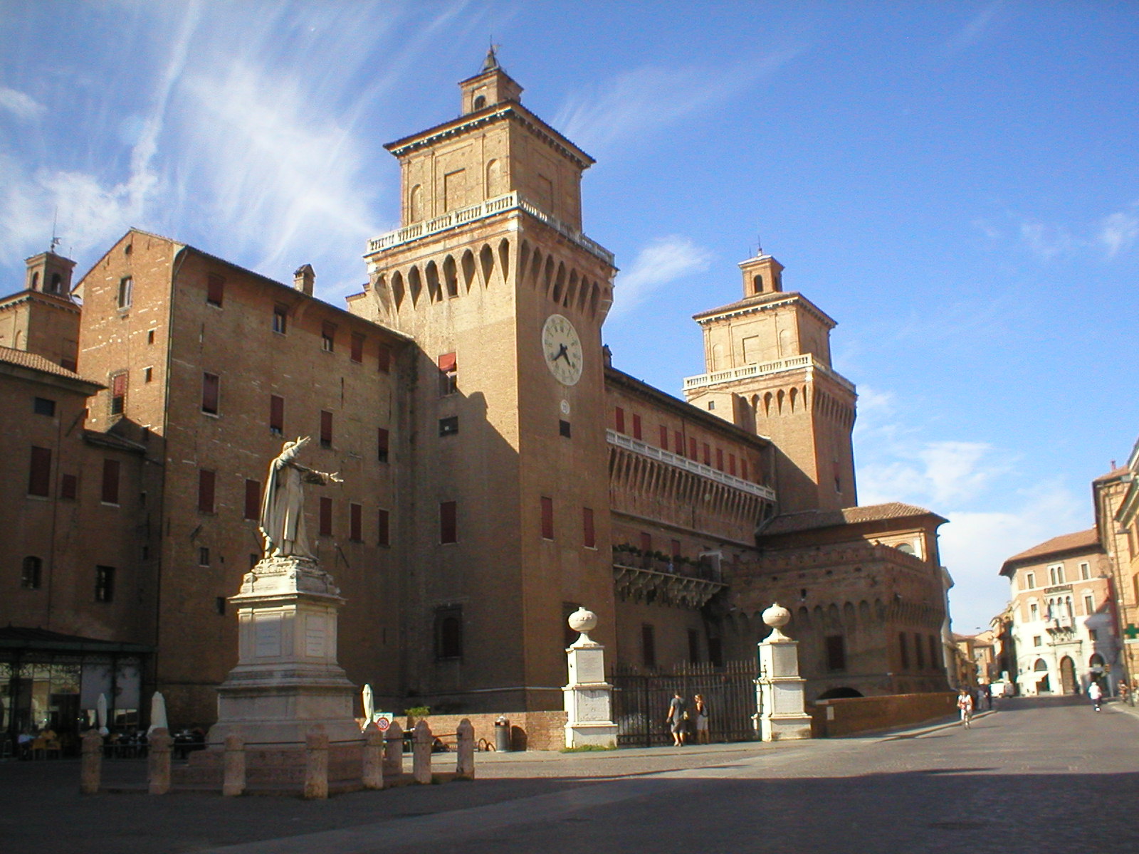 费拉拉 - Ferrara | Secret World Trip Planner