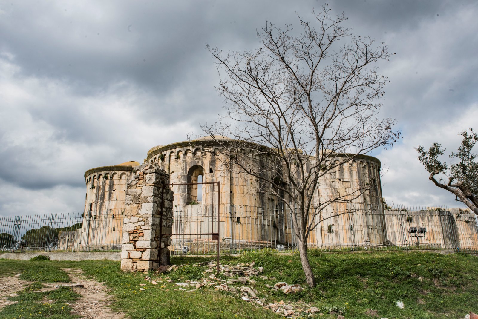 Area archeologica di Venosa - Venosa | Secret World Trip Planner