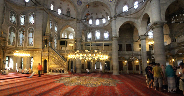 La Moschea di Eyup Sultan - Eyüp Merkez | Secret World Trip Planner