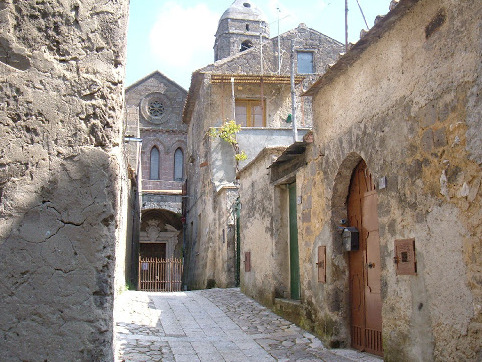 受胎告知の教会 - Caserta Vecchia | Secret World Trip Planner
