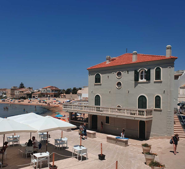 La maison de Montalbano - Punta Secca | Secret World Trip Planner