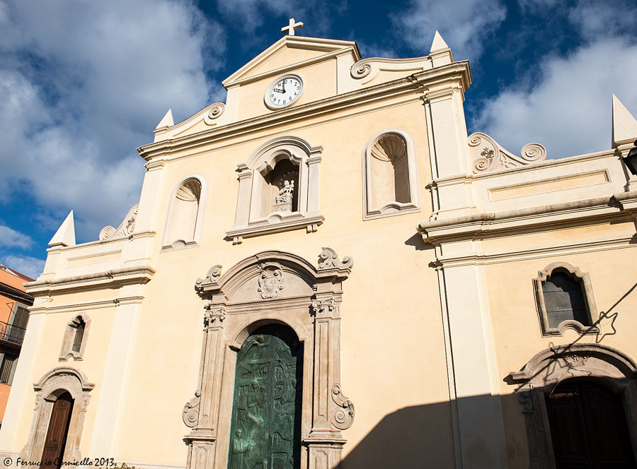 Fresques de Renoir - Capistrano | Secret World Trip Planner