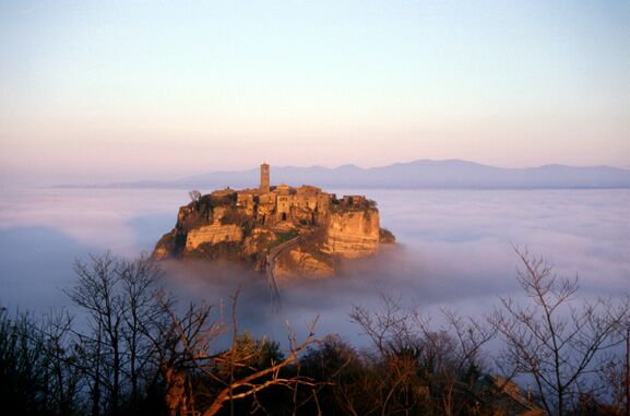 Civita di Bagnoregio La ciudad moribunda - Civita | Secret World Trip Planner