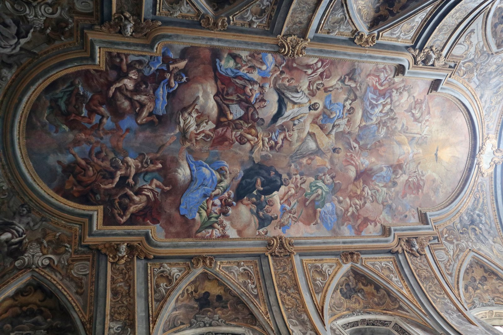 Iglesia de San Ferdinando - Napoli | Secret World Trip Planner