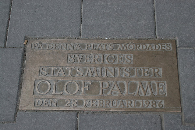 Targa commemorativa di Olof Palme - Sveavägen 38 | Secret World Trip Planner