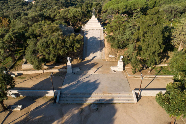 La Grotta di Bonaparte e Place d’Austerlitz - Ajaccio | Secret World Trip Planner