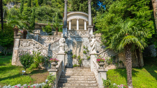 Vezio Kasteel - Perledo | Secret World Trip Planner