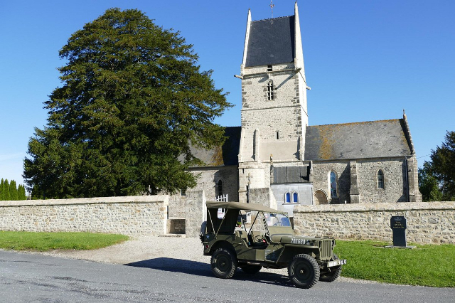 La chiesa di Angoville-au-Plain - Carentan les Marais | Secret World Trip Planner