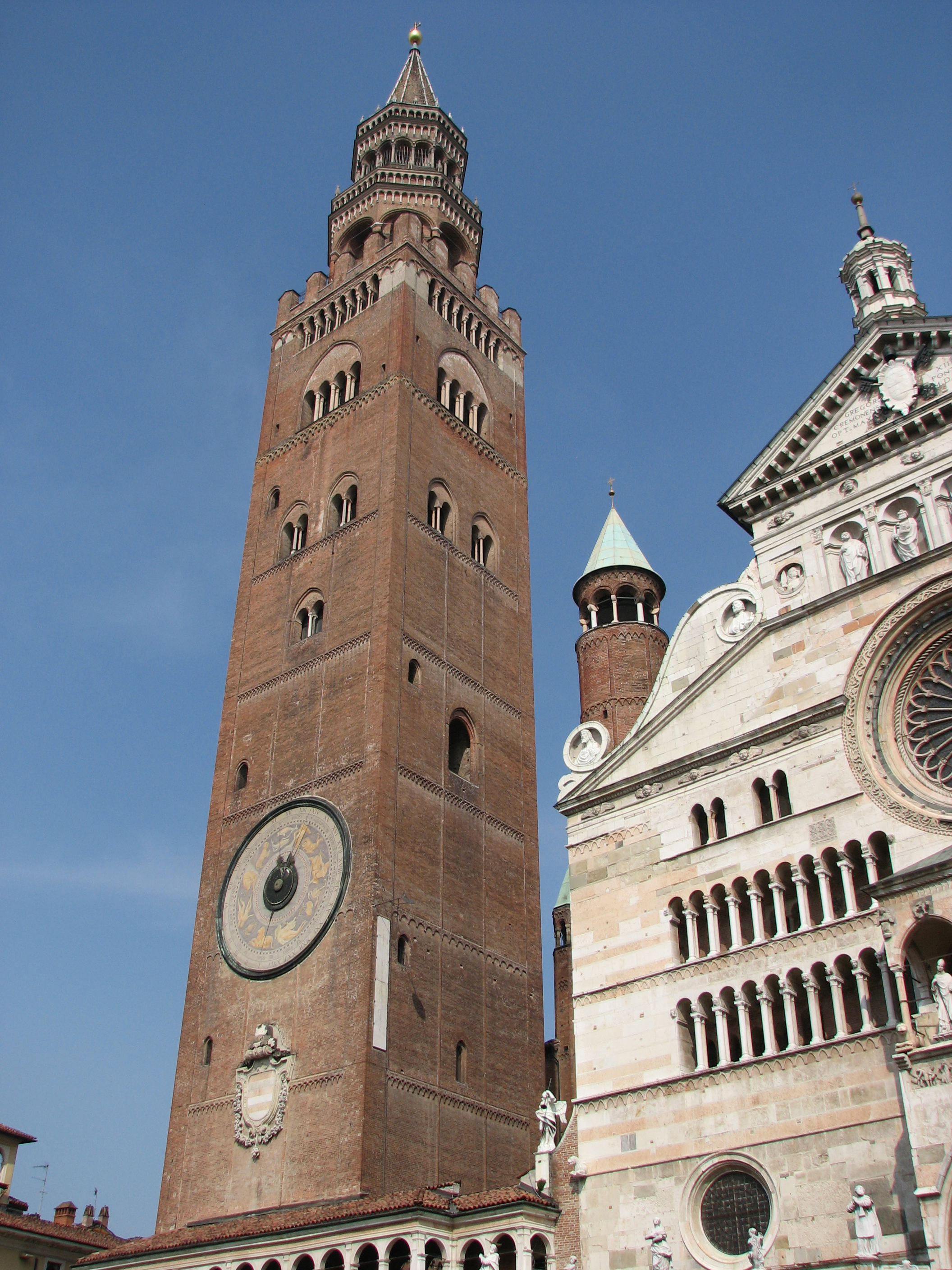 Torrazzo von Cremona - Cremona | Secret World Trip Planner