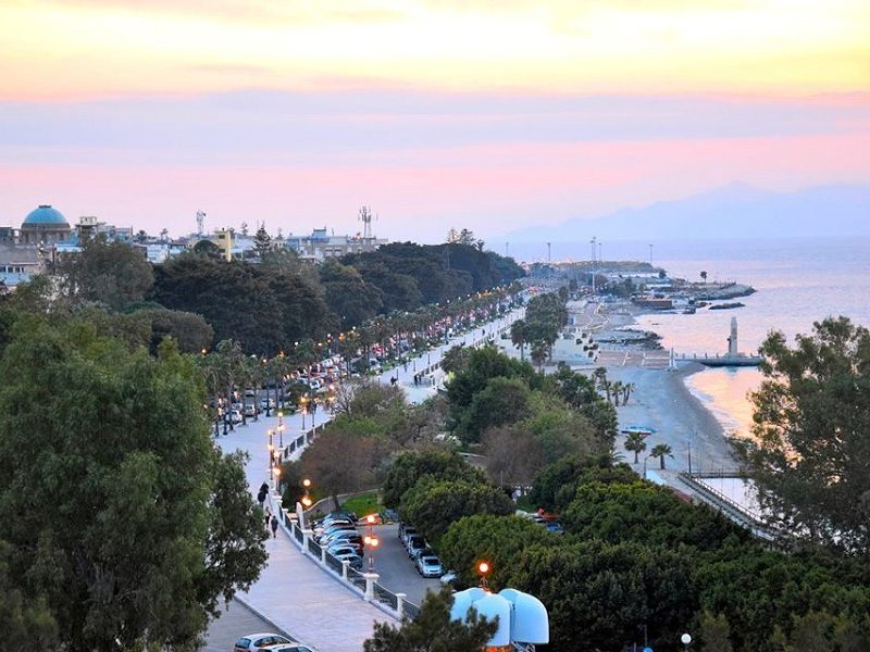 Lungomare Falcomat&agrave;  - Reggio Calabria | Secret World Trip Planner