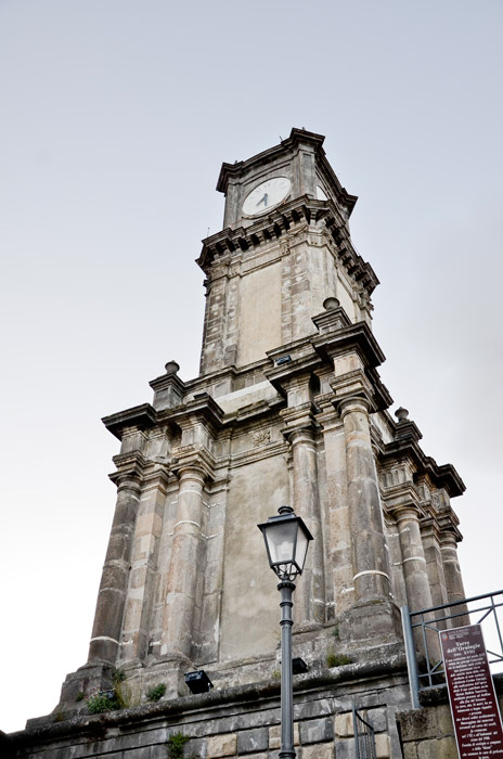 Amendola Vierkant - Avellino | Secret World Trip Planner
