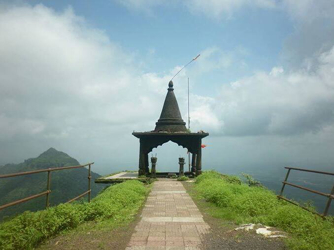 Le fort de Vikatgad — Maldunge