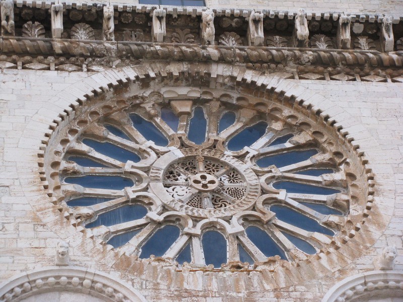 Kathedraal van Trani - Trani | Secret World Trip Planner