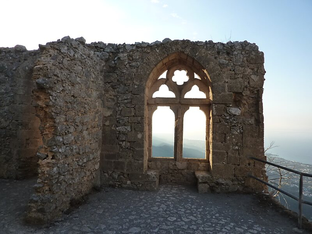 Castelo de São Hilarion em Karaman - Aglantzia | Secret World Trip Planner