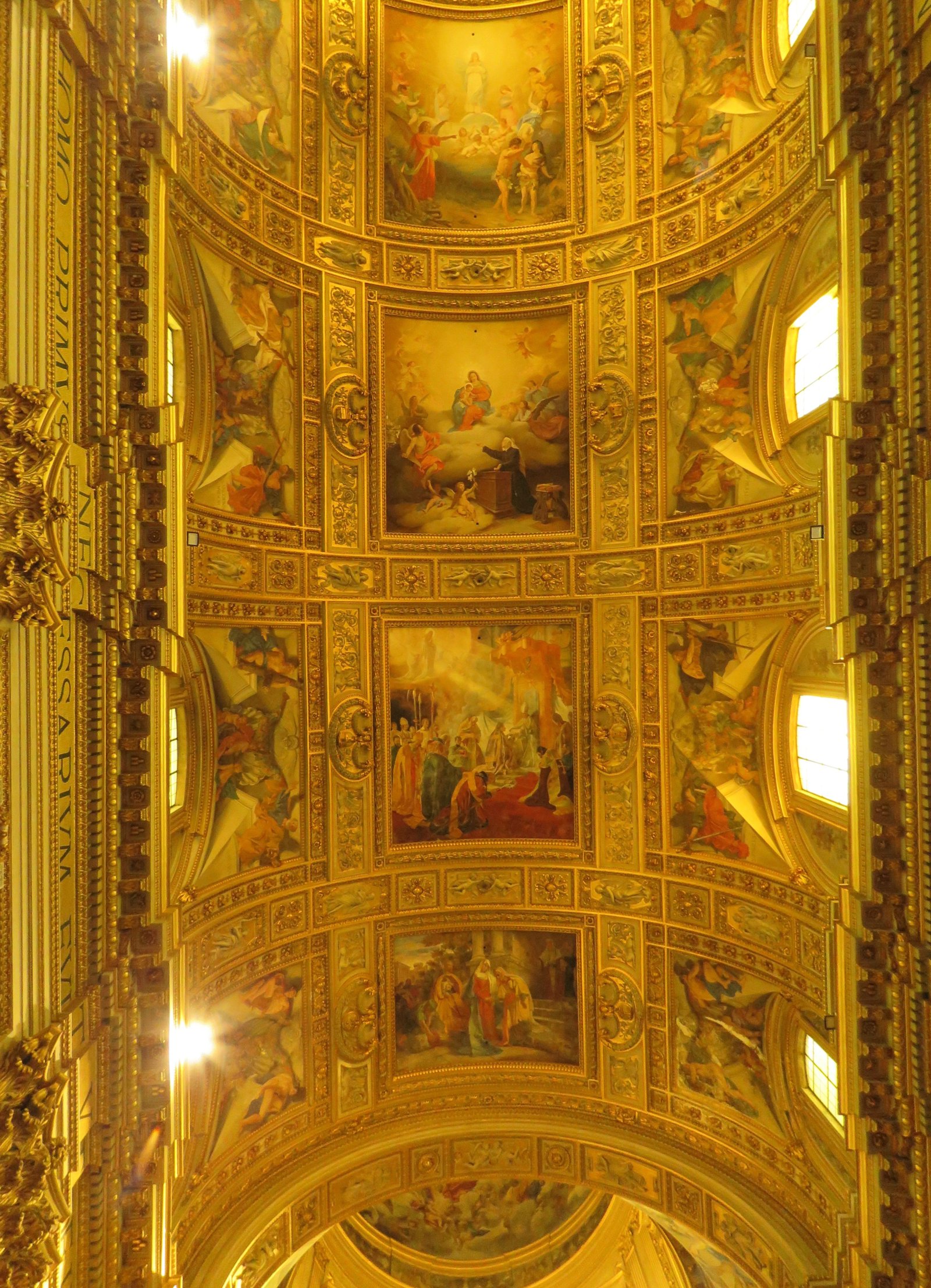 Geheimnisse von Rom | Basilika Sant'Andrea della Valle - Roma | Secret World Trip Planner