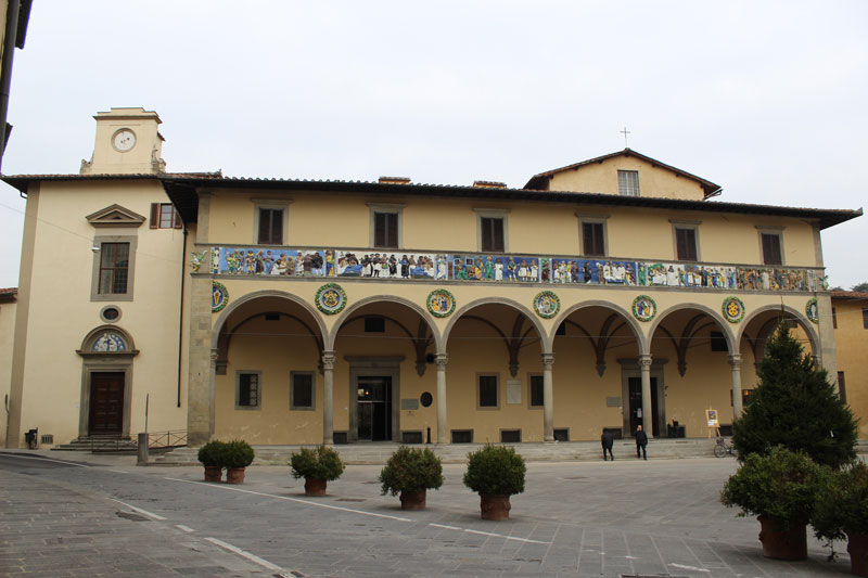 Robbiano fries van het Ospedale Del Ceppo - Pistoia | Secret World Trip Planner