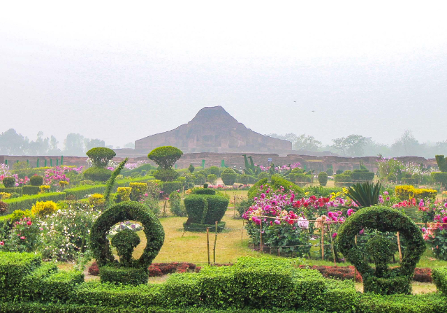 Le rovine del vihara buddista di Paharpur - Paharpoor Museum Building | Secret World Trip Planner