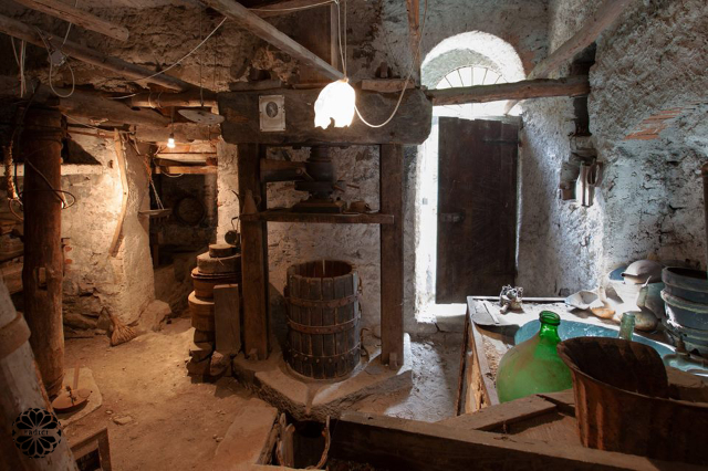 De molen van Manarola - Manarola | Secret World Trip Planner