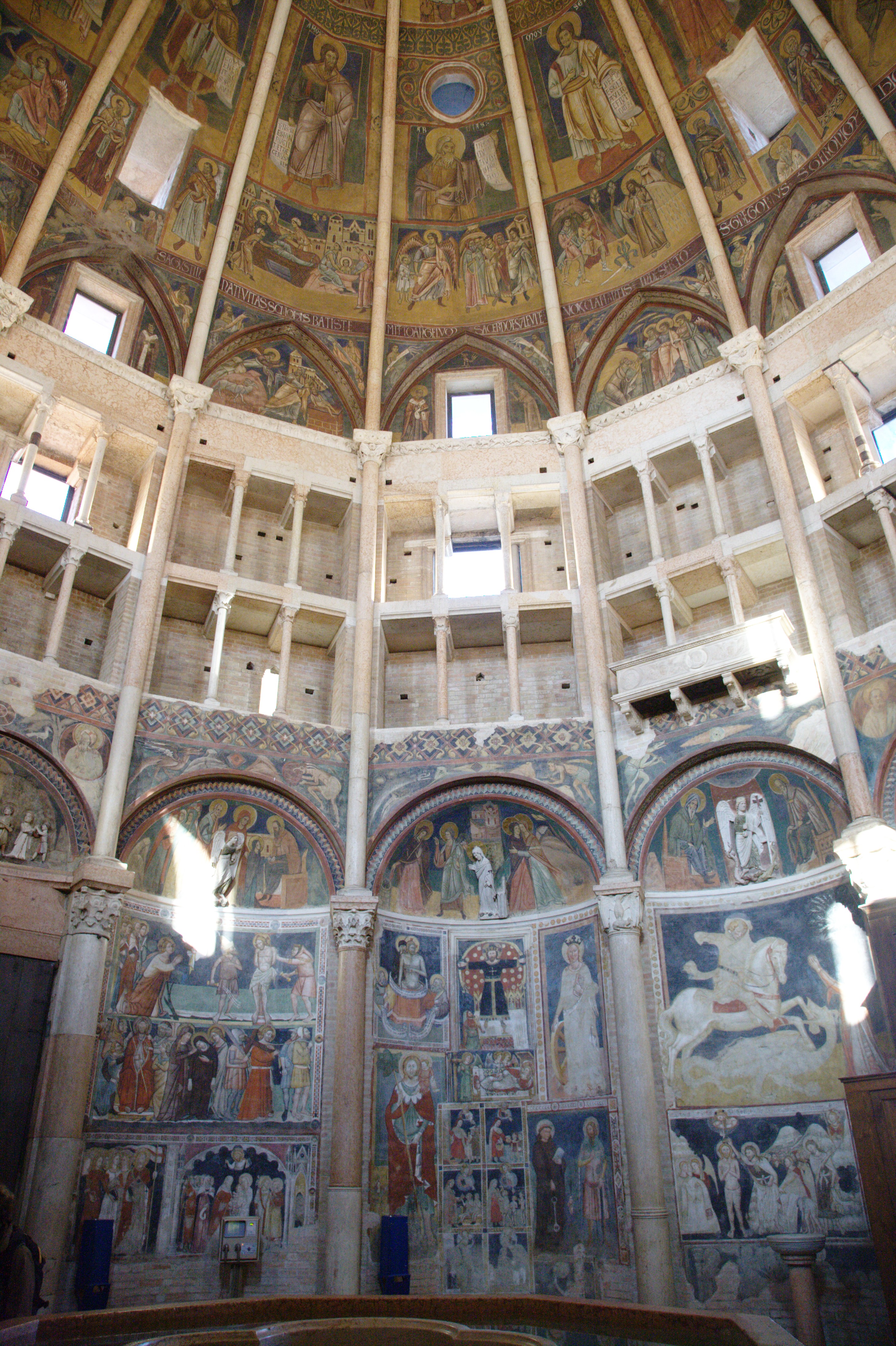 Baptisterio de Parma - Parma | Secret World Trip Planner