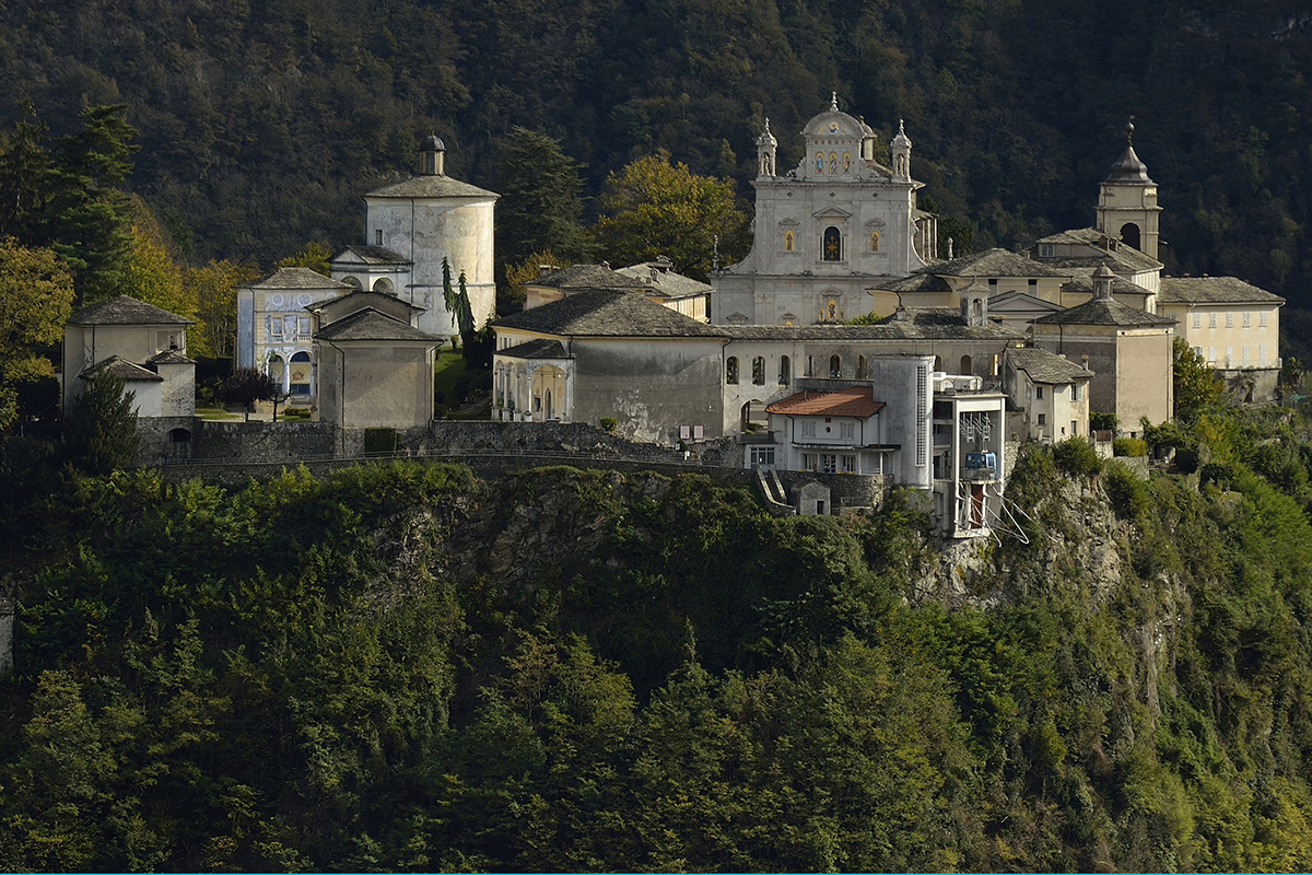 Święta góra Varallo - Varallo | Secret World Trip Planner