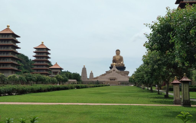 Temple Fo Guang Shan - Khet Khlong Sam Wa | Secret World Trip Planner