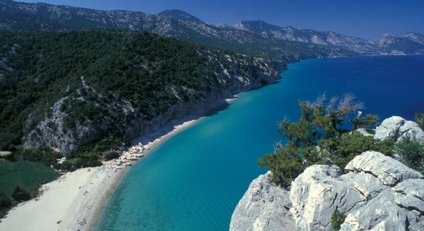 Cala Luna:an uncontaminated beach in the Gulf of Orosei - Cala Luna | Secret World Trip Planner