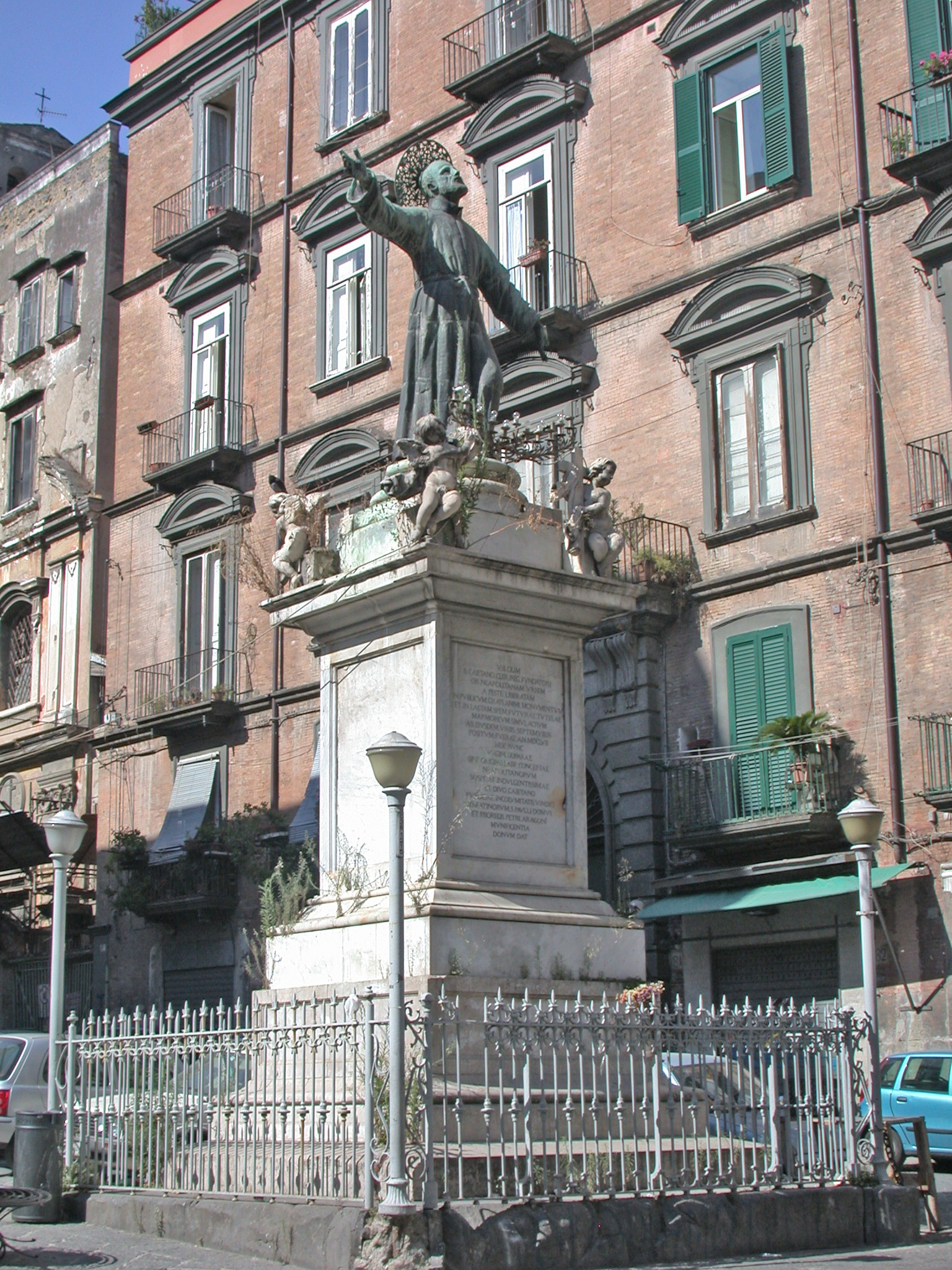 San Gaetano Plein - Napoli | Secret World Trip Planner