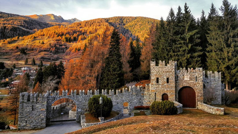 Castello di Castelpoggio - Ponte di Legno | Secret World Trip Planner