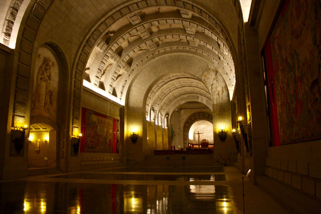 Madrid Vallei der Gevallenen - San Lorenzo de El Escorial | Secret World Trip Planner