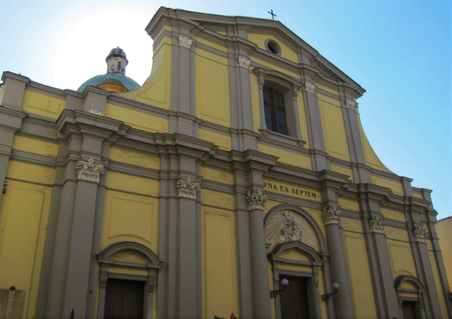 Basiliek van Santa Maria degli Angeli in Pizzofalcone - Napoli | Secret World Trip Planner