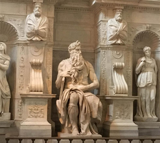 Michelangelo's Mozes - Roma | Secret World Trip Planner