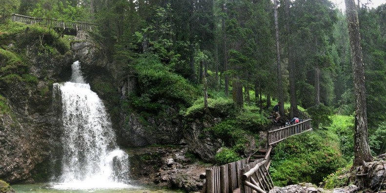 Watervallen van Vallesinella — Madonna di Campiglio