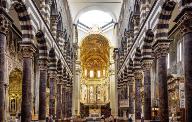 Kathedraal van San Lorenzo - Genova | Secret World Trip Planner