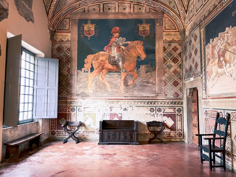 Il Castello Malaspina di Fosdinovo - Fosdinovo | Secret World Trip Planner