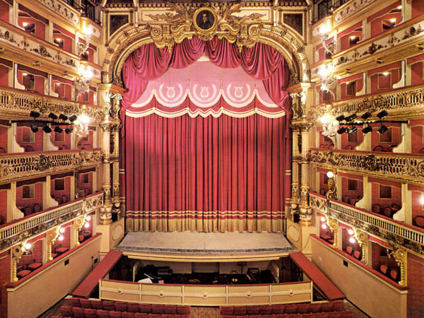 Bellini Theater - Napoli | Secret World Trip Planner