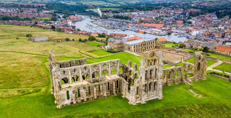 Whitby Abbey and Dracula - Abbey Ln | Secret World Trip Planner