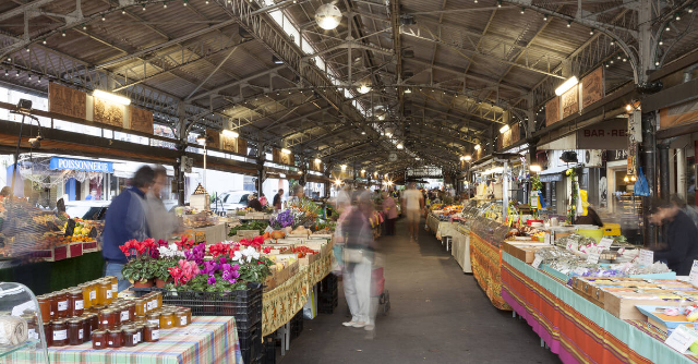 Provenzalischer Markt - Antibes | Secret World Trip Planner