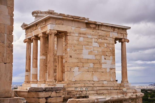 De tempel van Athena Nike: Een kijkje in het oude Griekenland - Αθήνα | Secret World Trip Planner