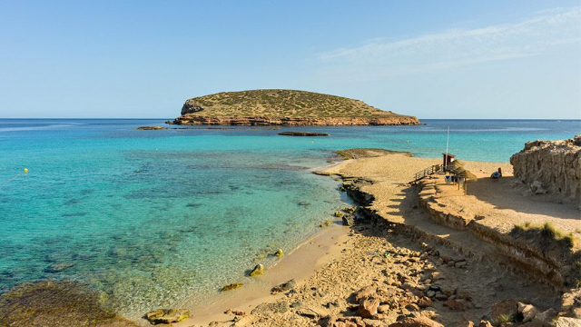 Plaża Cala Comte - 07829 | Secret World Trip Planner
